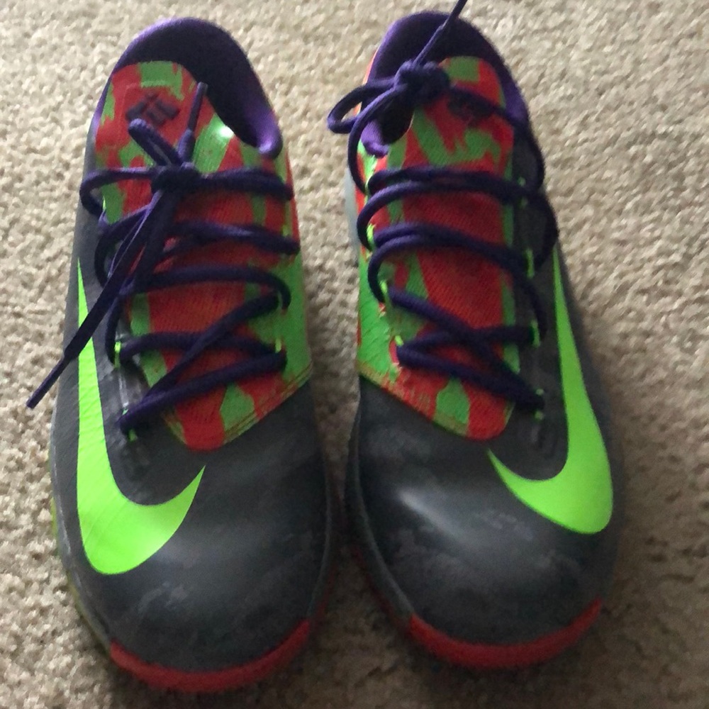 Nike Kevin Durant KDVI 7Y basketball shoes